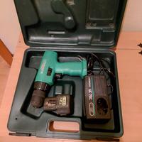 Avvitatore Hitachi 7.2V con batteria da sostituire
