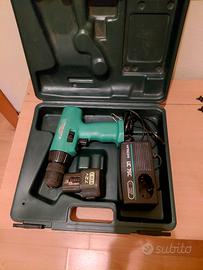 Avvitatore Hitachi 7.2V con batteria da sostituire