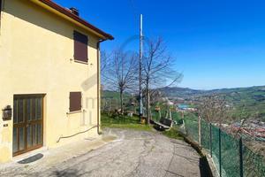 Terratetto a San Leo