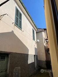 Casa indipendente di 80 m² con 3 locali a Borgomar
