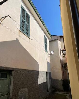 Casa indipendente di 80 m² con 3 locali a Borgomar