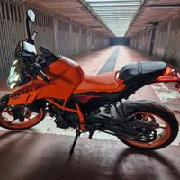 KTM 390 Duke - 2024 + mod e accessori