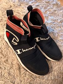 Scarpe Champions comodossime
