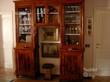 Unico elegante mobile ad arco