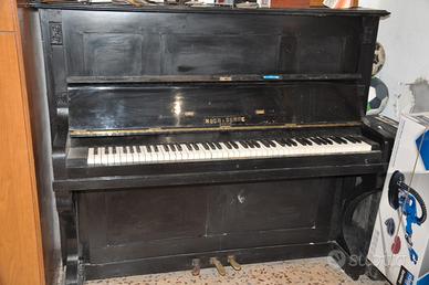 Pianoforte verticale