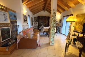 CASA INDIPENDENTE A TIRANO