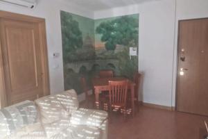 Attico luminoso arredato disponibile