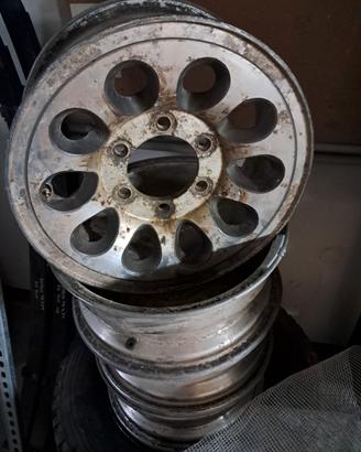 Cerchi in lega mitsubishi Pajero L040