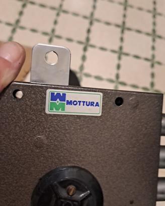 SERRATURA MOTTURA SINISTRA TRIPLICE A POMPA