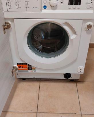 Lavatrice Indesit Lavabiancheria 7Kg pari al nuovo