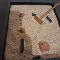 Giardino Zen con Rastrillo e Pietre