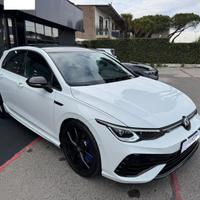 VW Golf VIII R Performance