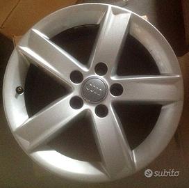 Cerchi in lega 16 pollici originali AUDI
