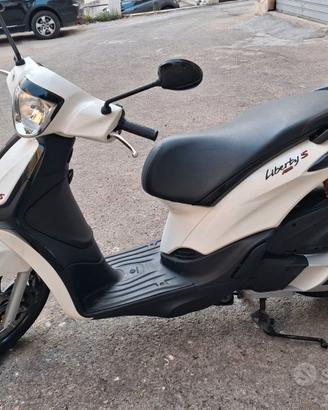 Splendido Liberty 125, nuovissimo, 1.600 KM