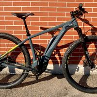 CUBE REACTION HYBRID RACE misura L