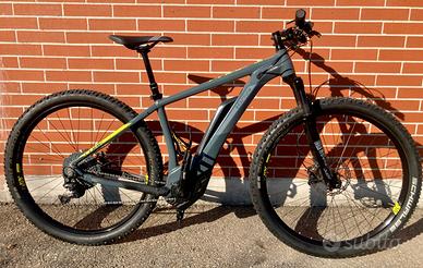 CUBE REACTION HYBRID RACE misura L