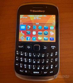 Telefono BlackBerry 9320