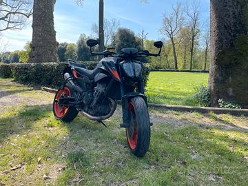 KTM Duke 790 105cv Track-Pack