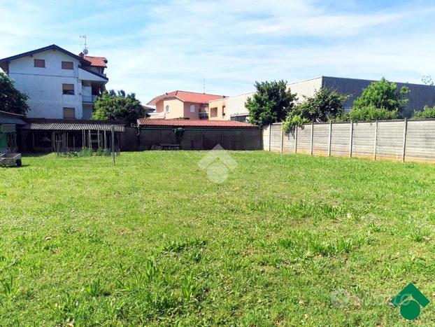 TER. RESIDENZIALE A CORBETTA