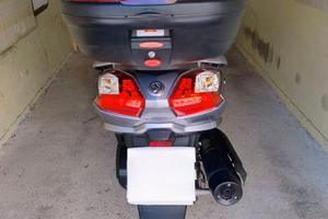 Maxsym 400i