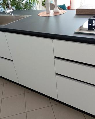 cucina moderna bianca