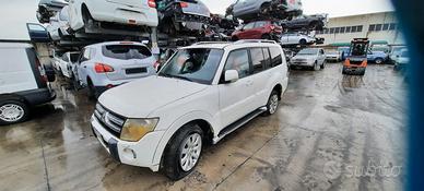 MITSUBISHI PAJERO 2010 - RICAMBI