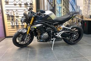 Triumph Speed Triple 1200 rs