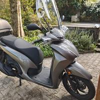 Honda SH350i 2024