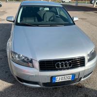Audi A3 1.6 Attraction,Euro4, adatta a neopatentat