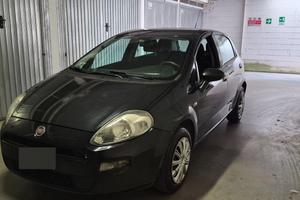 Fiat Punto nera 1.3 multijet  75 cv del 2014