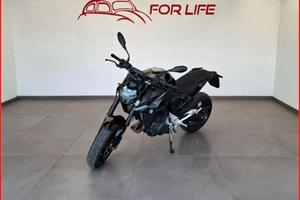 BMWF900R