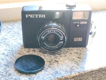 Fotocamera Vintage Petri EF35 35mm –nuovo