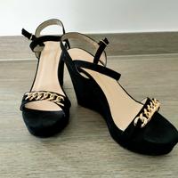 SSANDALO NERO CON ZEPPA