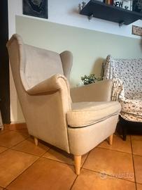 POLTRONA + POUFFE