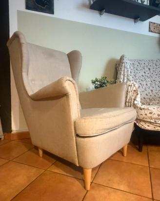 POLTRONA + POUFFE
