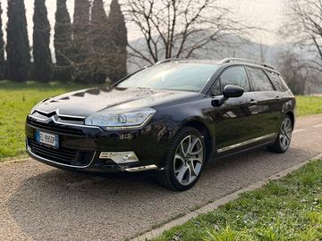 CITROIEN C5 2.2 EXCLUSIVE