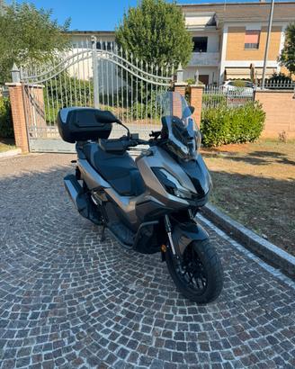HONDA ADV 350 – ANNO 2025 – SOLO 1.552 KM