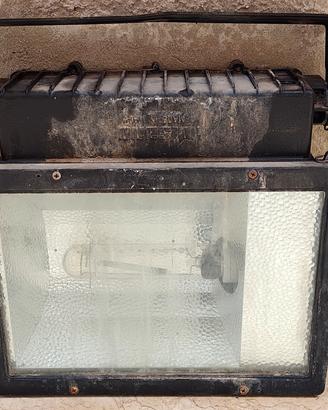 Faro 250 W