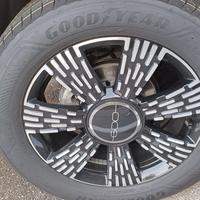 GOODYEAR - ESTIVE - 215/60 R17