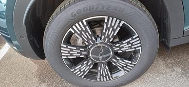 GOODYEAR - ESTIVE - 215/60 R17