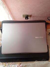 Ultrabook Samsung i5 Sottile Fibra Vetro e Titanio