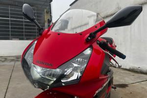 Honda CBR 900 RR Fireblade 954