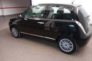 lancia Ypsilon anno 2008