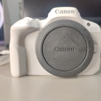 Canon EOS R50 APS-C Mirrorless Bianca + RF-S 18-45