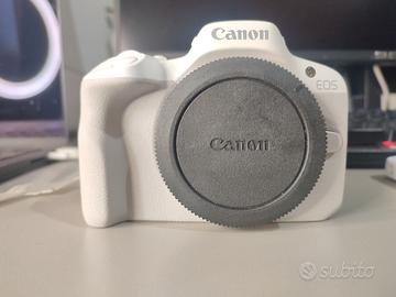 Canon EOS R50 APS-C Mirrorless Bianca + RF-S 18-45
