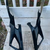 DUCATI 1098R  fianchetti forcellone carbonio