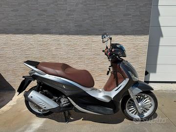 PIAGGIO BEVERLY 300 ie S ABS-ASR – 2016