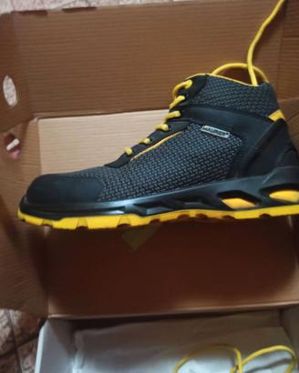 Scarpe antinfortunistiche