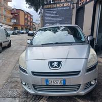Peugeot 5008 1.6 HDi 7 POSTI