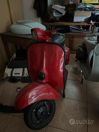 Vespa faro tondo